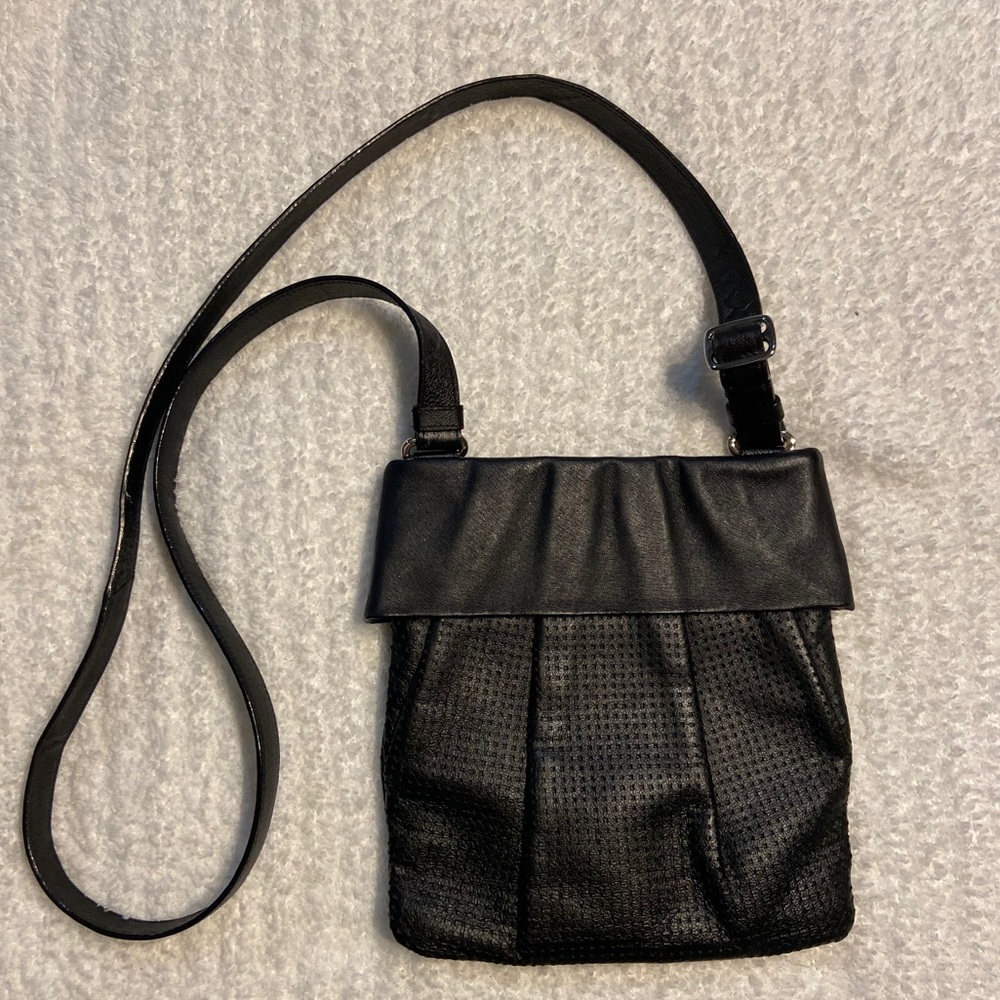Beckon Genuine Leather Crossbody